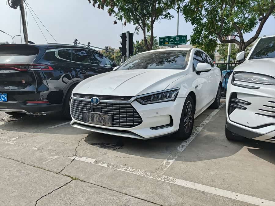 BYD Qin Pro New Energy 2019 car image #2