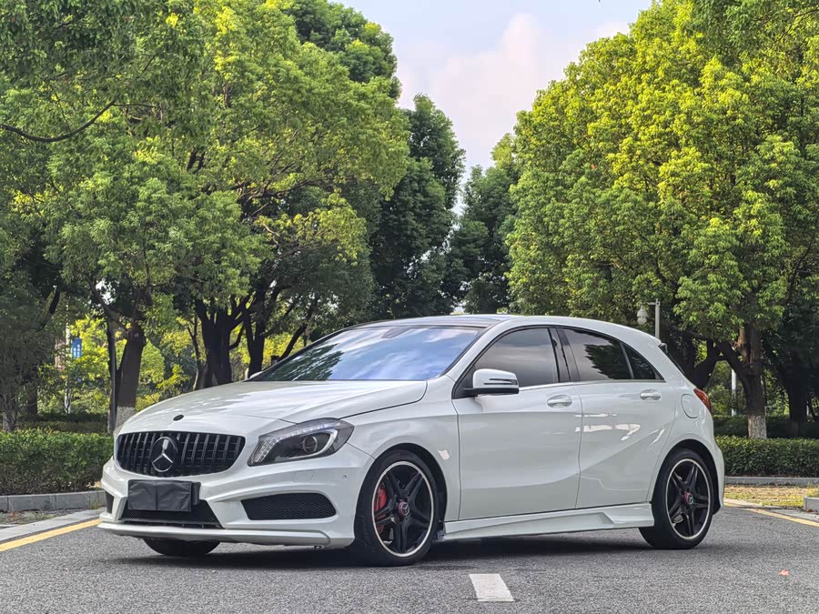 Mercedes-Benz A Class (Imported) 2014 #2 Mercedes-Benz A Class (Imported) 2014 car image #2