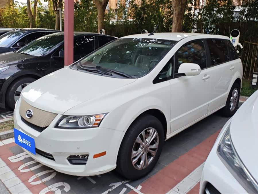 BYD e6 2016 #2 BYD e6 2016 car image #2