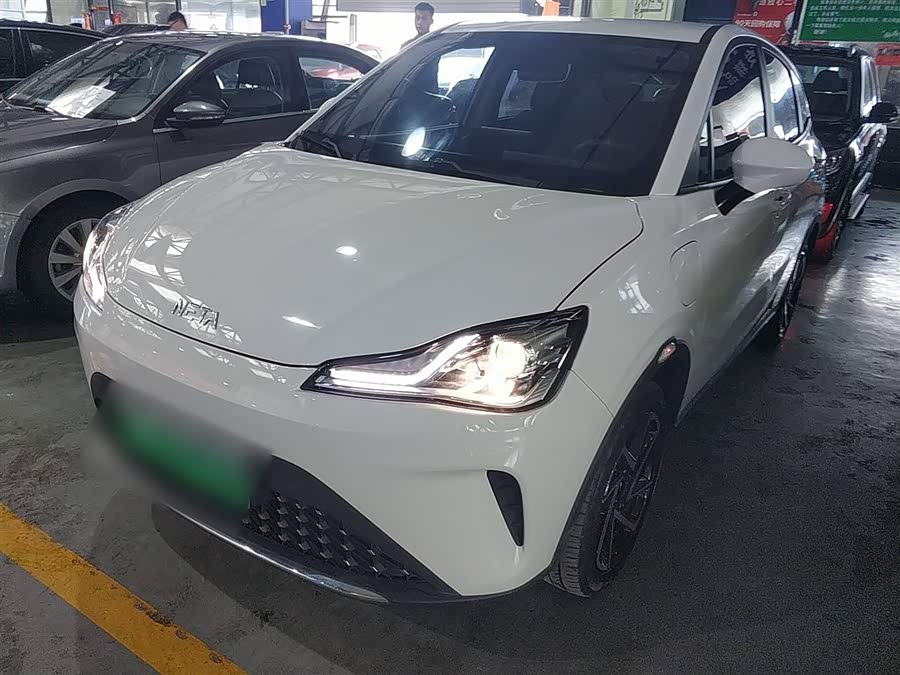 哪吒汽车 哪吒AYA 2024 汽车图片 #2