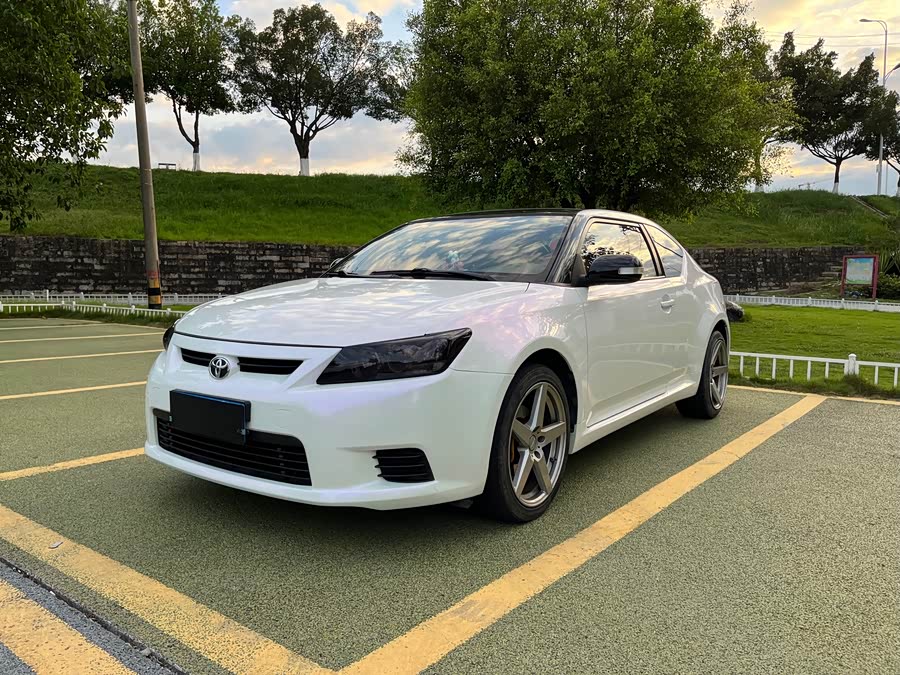 Toyota Zelas 2012 #2 Toyota Zelas 2012 car image #2