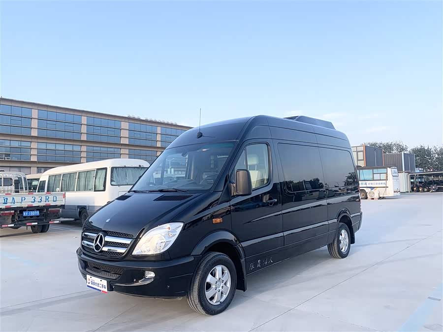 Mercedes-Benz Sprinter 2015 #2 Mercedes-Benz Sprinter 2015 car image #2