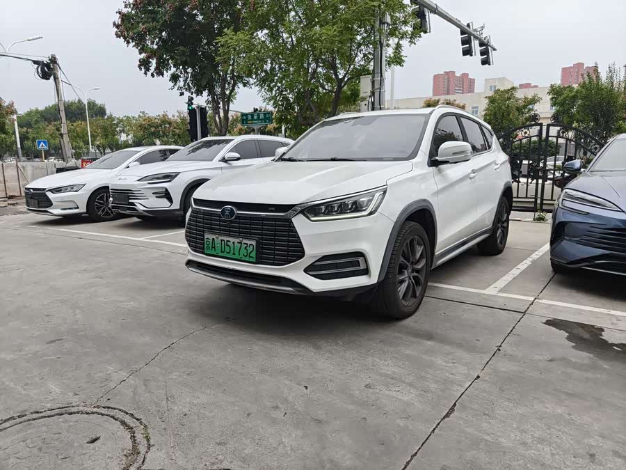 BYD Song New Energy 2018 #2 BYD Song New Energy 2018 car image #2