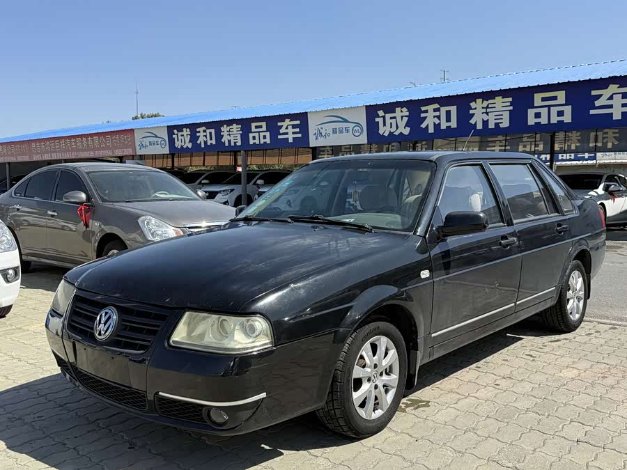 Volkswagen Santana Vista 2012 car image #2
