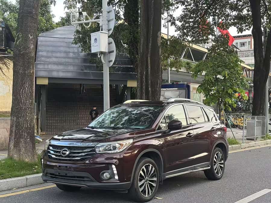 GAC Trumpchi GS4 2015 car image #2