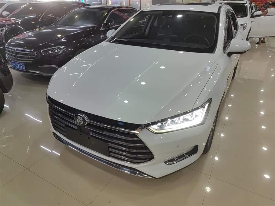 BYD Qin Pro New Energy 2019 car image #2