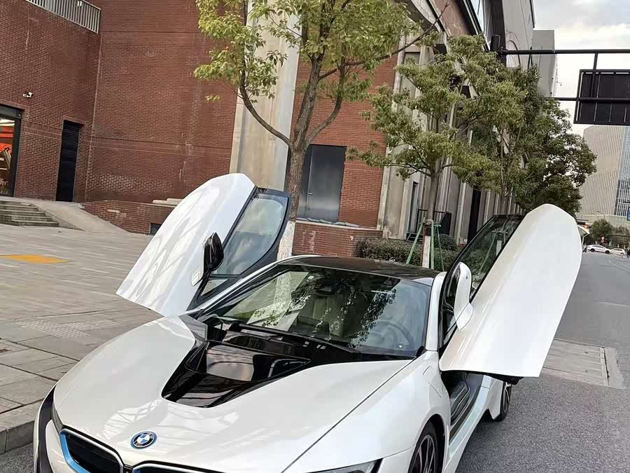 BMW i8 2016 #2 BMW i8 2016 صورة سيارة #2