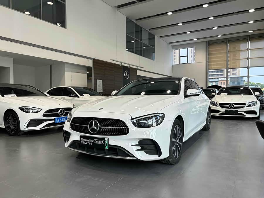 Mercedes-Benz E Class New Energy 2023 car image #2