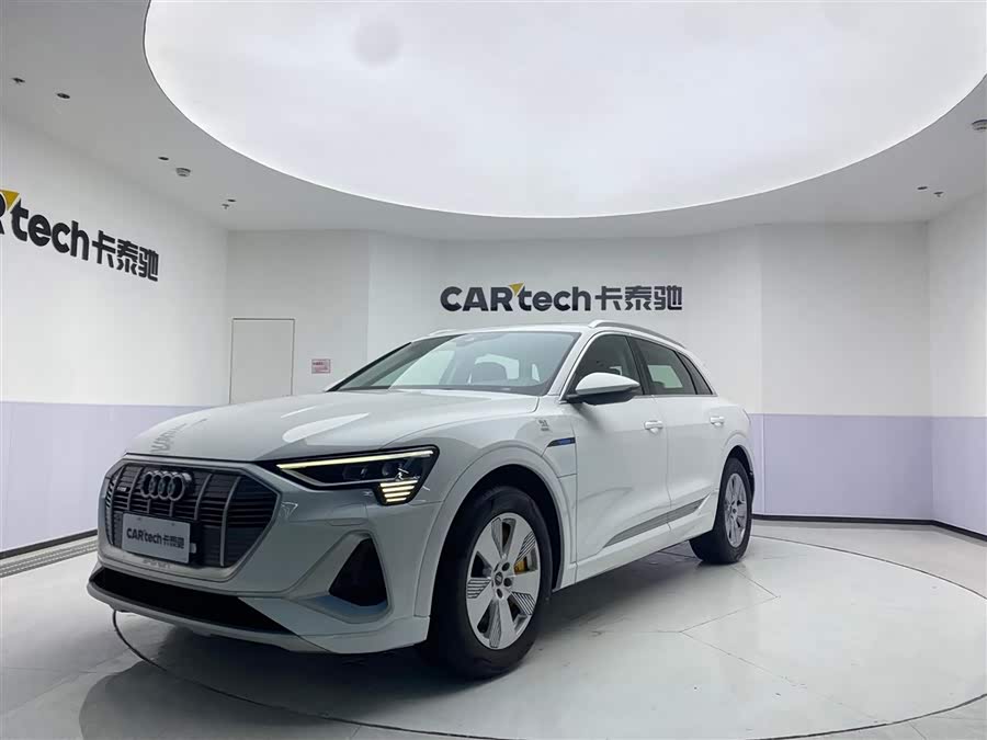 Mercedes-Benz SLK AMG 2025 #2 Mercedes-Benz SLK AMG 2025 صورة سيارة #2