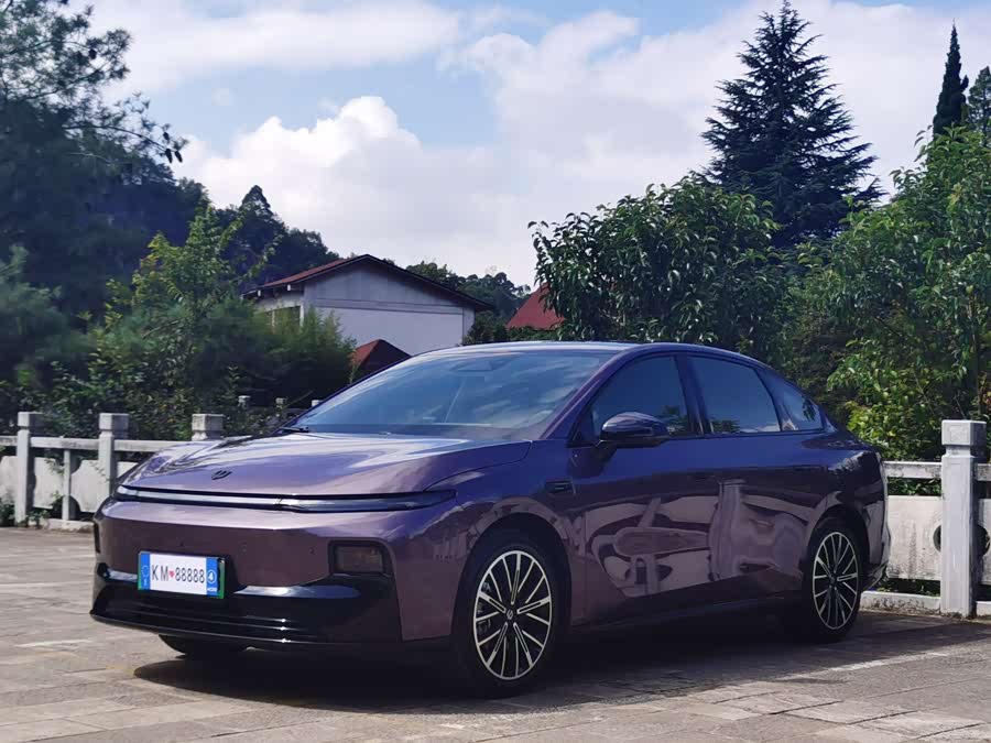 零跑汽车 零跑B01 2025 汽车图片 #2