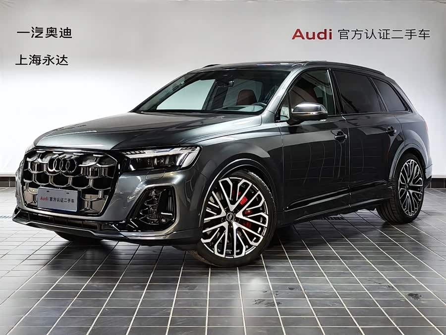 Audi SQ7 2024 car image #2