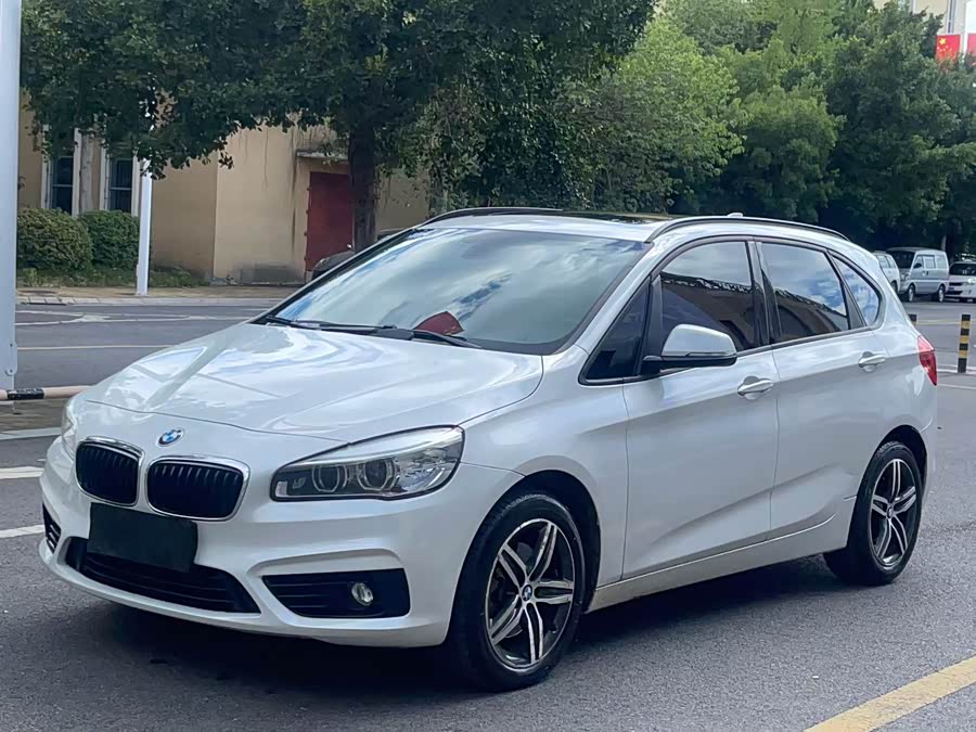 BMW 2 Series Tourer (Imported) 2015 immagine di auto #2