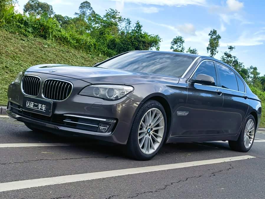 BMW i4 M50 2015 car image #2