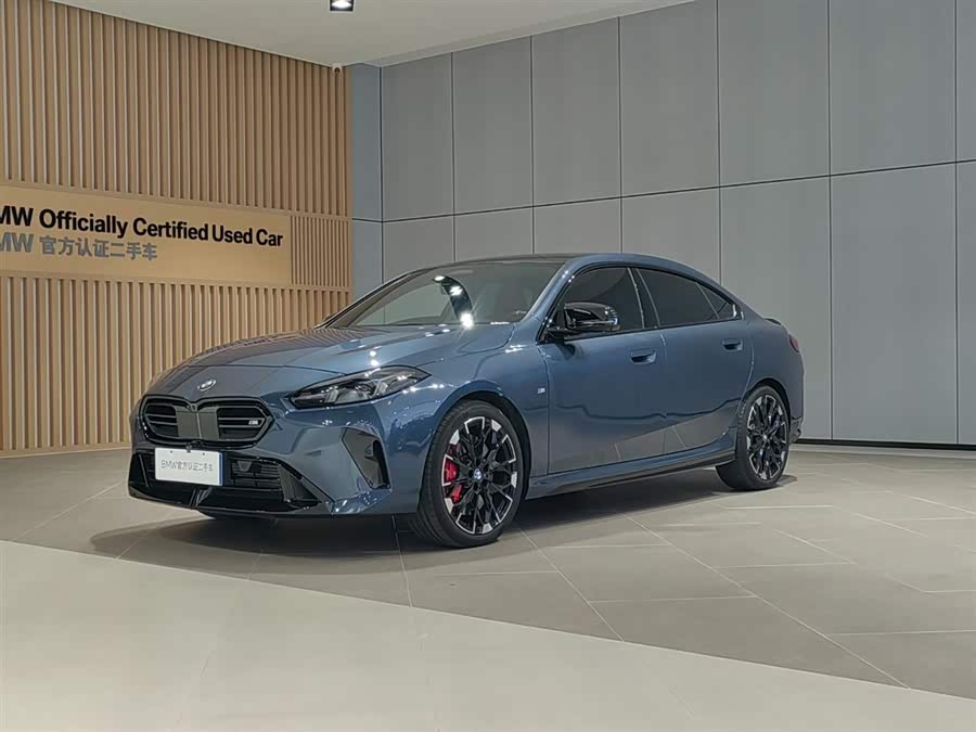 BMW M235L 2025 #2 BMW M235L 2025 immagine di auto #2