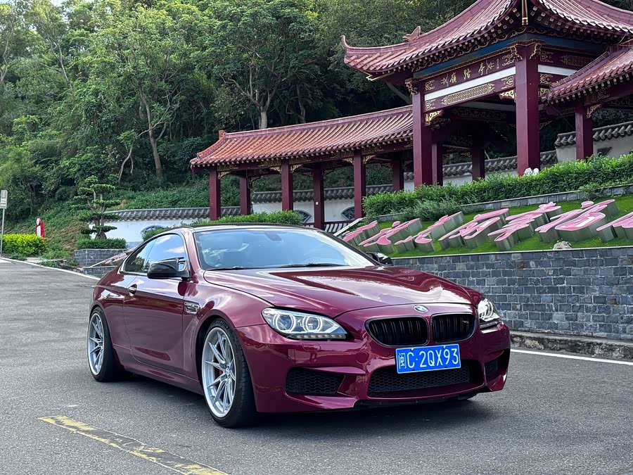 BMW 6 Series 2012 car image #2