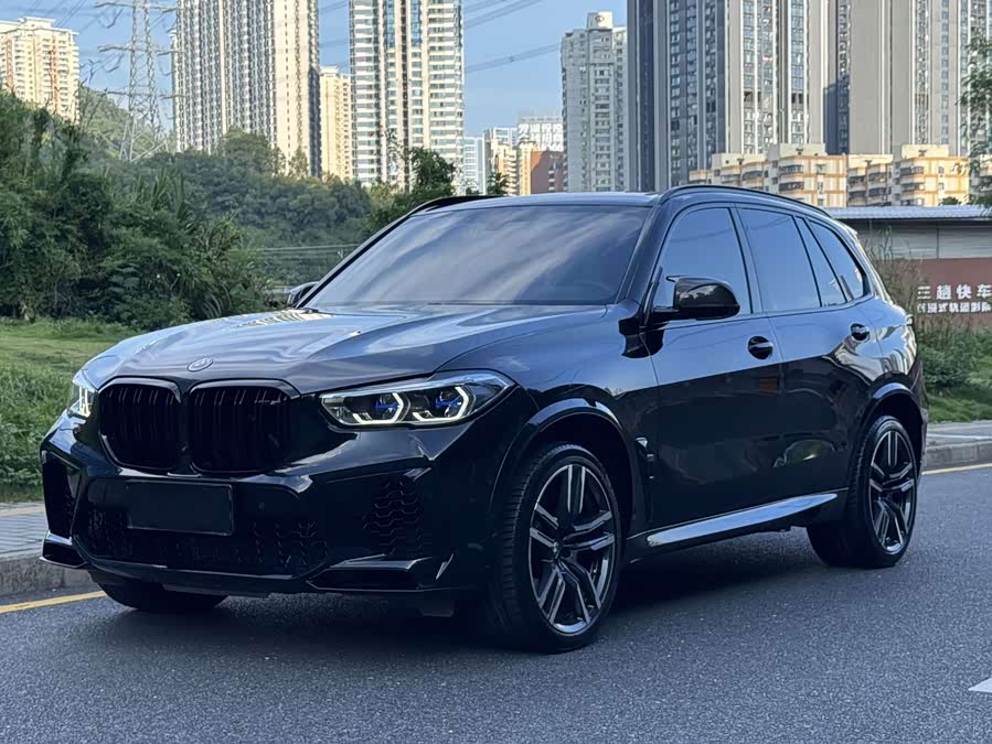BMW X5 M 2021 car image #2