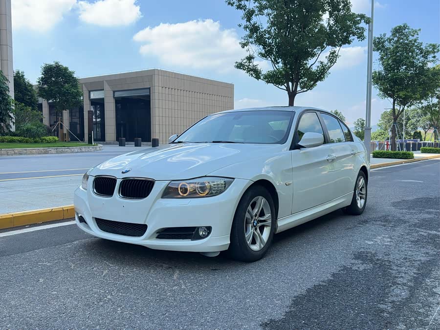 BMW 3 Series (Imported) 2012 изображение автомобиля #2