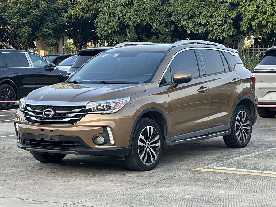 GAC Trumpchi GS4 2015 car image #2