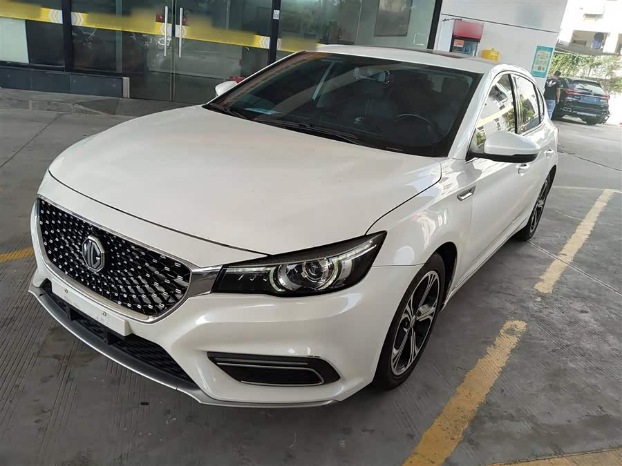MG 6 New Energy 2018 car image #2