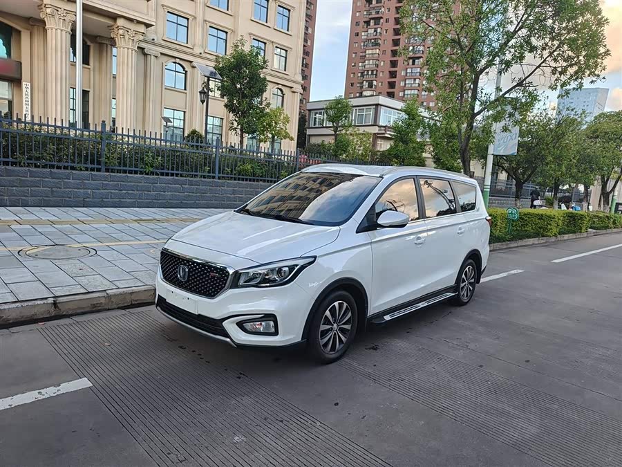Changan Linmax 2018 car image #2