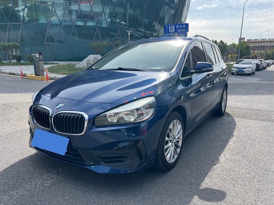 BMW 2 Series Gran Tourer 2018 #2 BMW 2 Series Gran Tourer 2018 صورة سيارة #2
