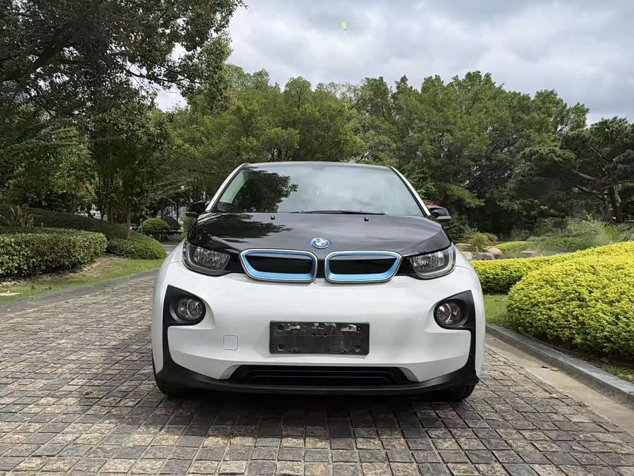 BMW i3 (Imported) 2016 #2 BMW i3 (Imported) 2016 car image #2