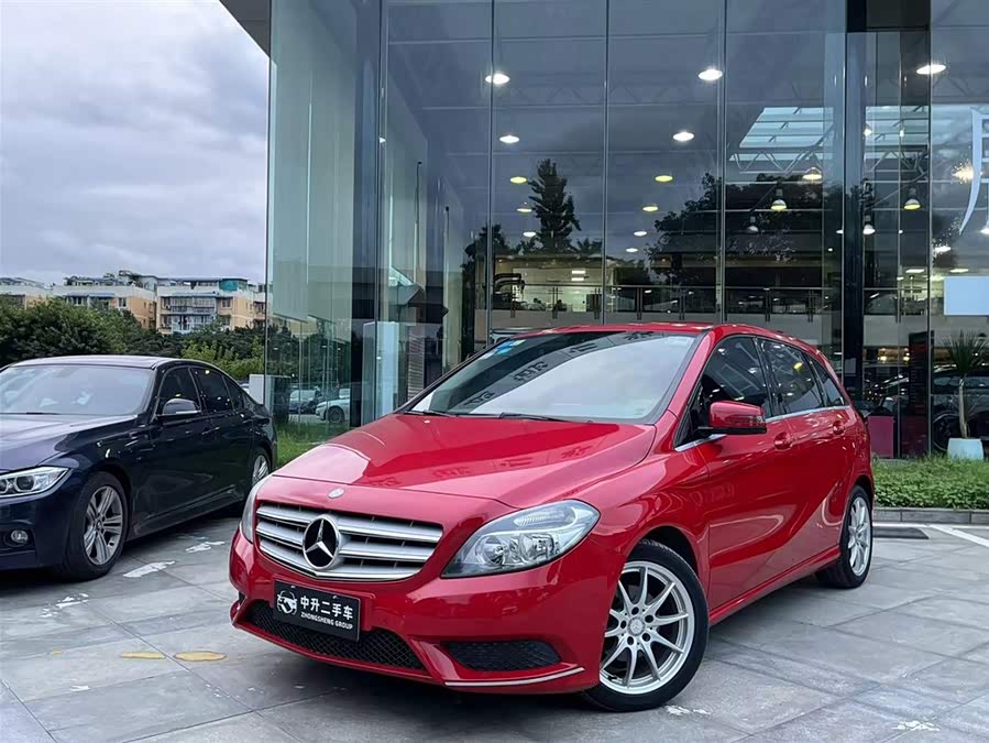 Mercedes-Benz B Class 2013 car image #2