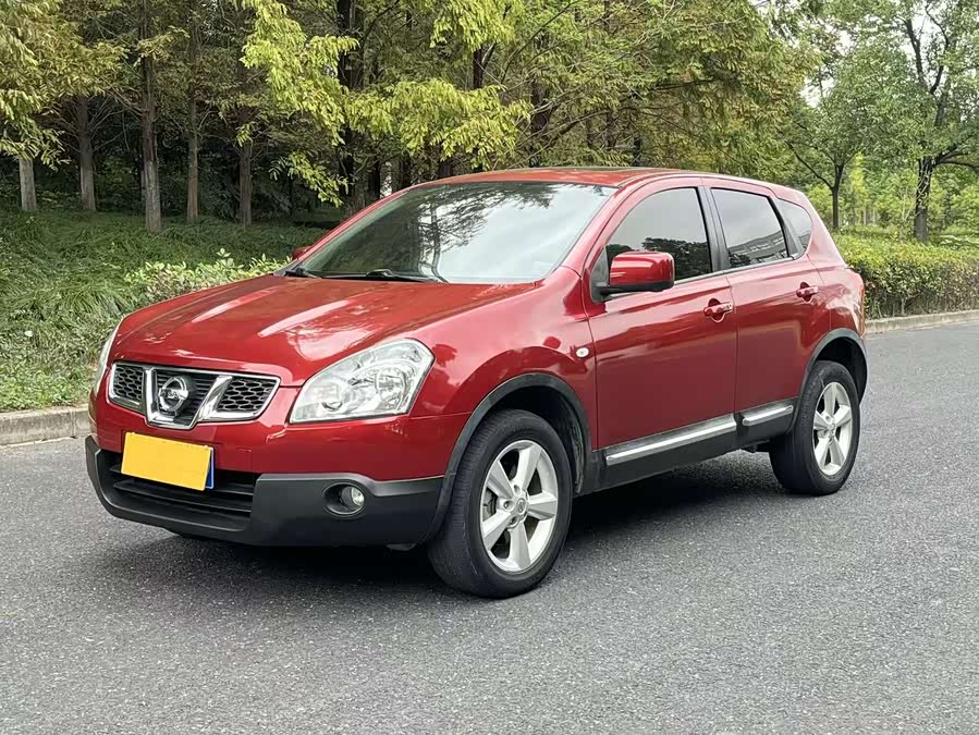 Nissan Qashqai 2012 car image #2