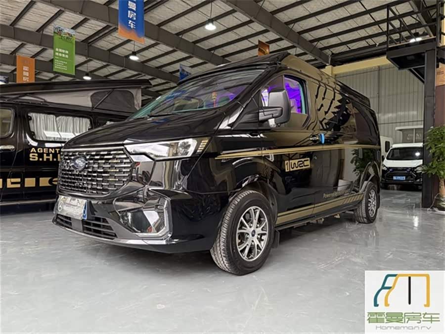 Ford Transit 2023 car image #2