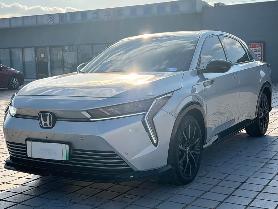 Honda e:NS2 2025 car image #2