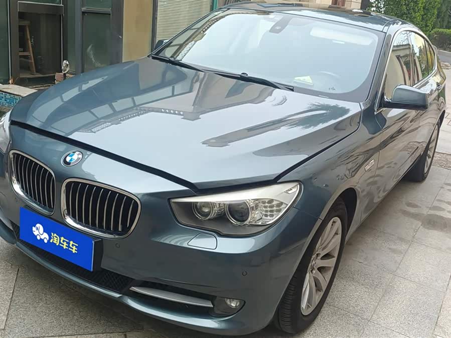 BMW 5 Series GT 2010 immagine di auto #2