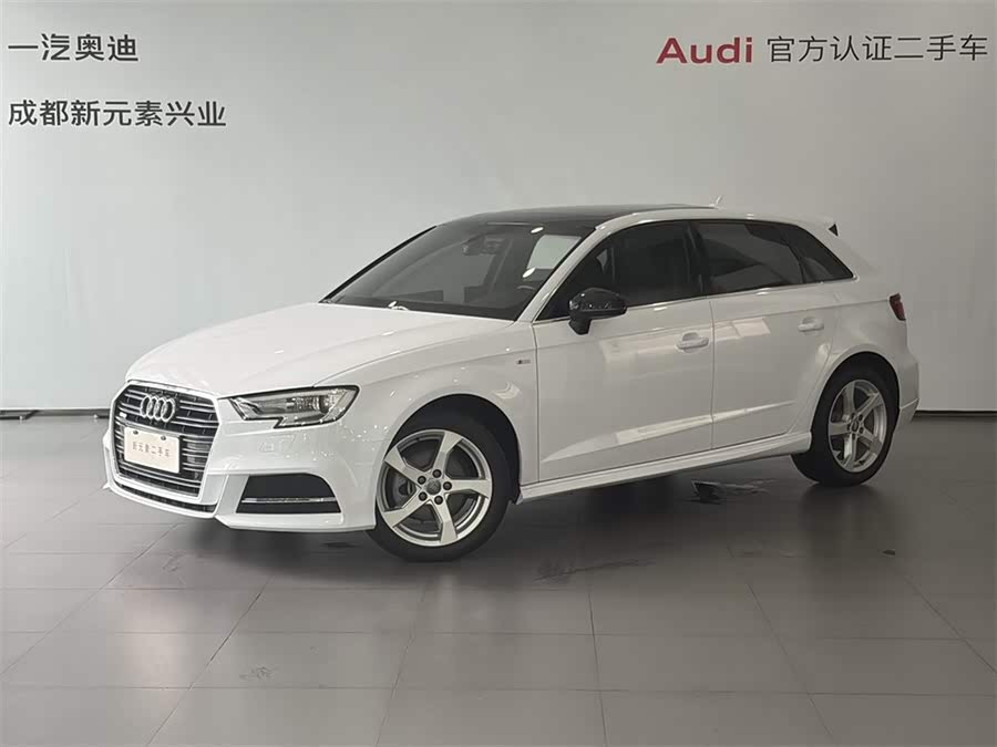 Audi A3 2018 immagine di auto #2