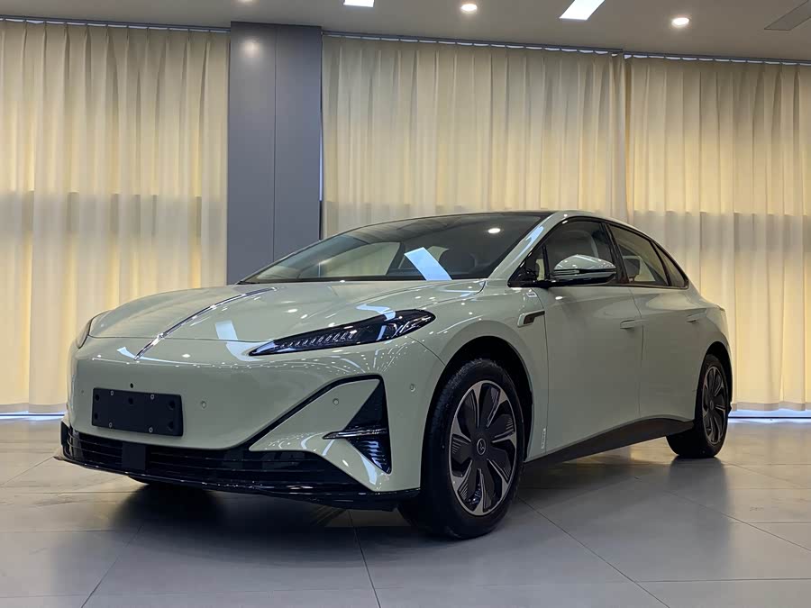 HongQi TianGong 05 car image #2