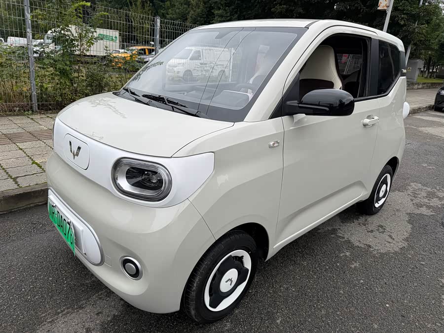 Wuling Hongguang MINI EV 2024 car image #2