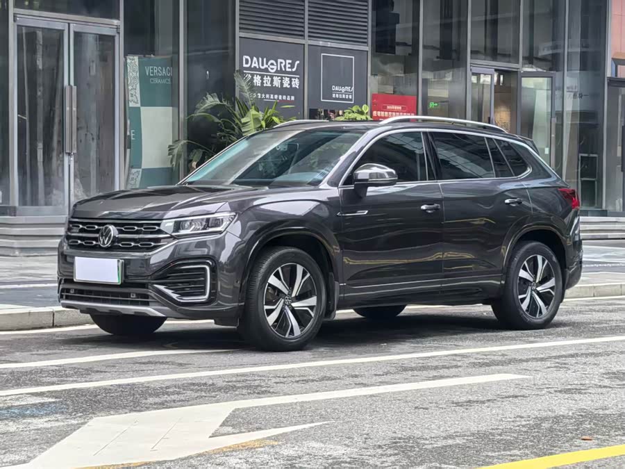 Volkswagen Tayron GTE 2020 car image #2