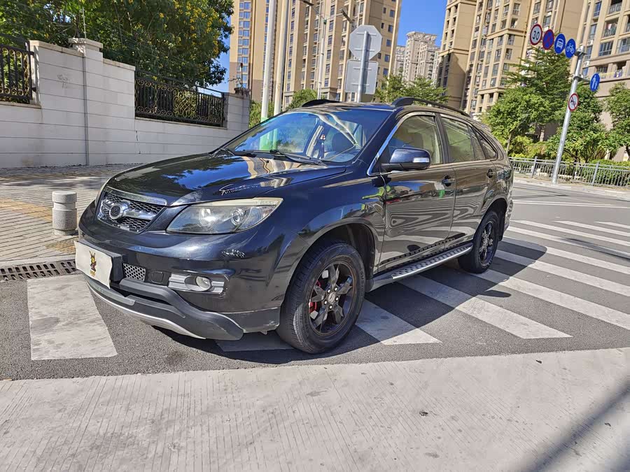 BYD S6 2013 car image #2