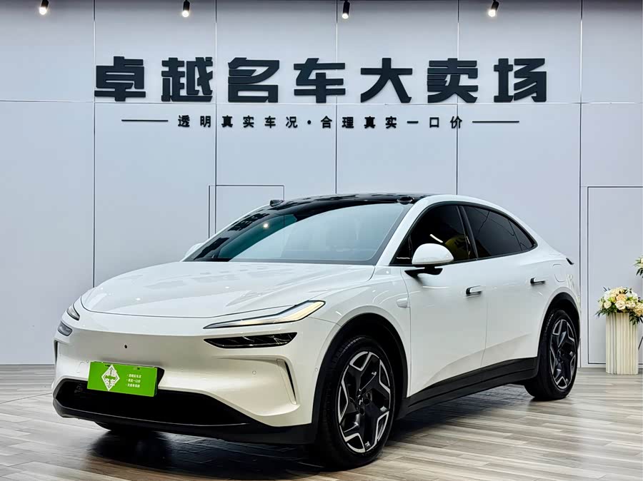 2024 car image #2