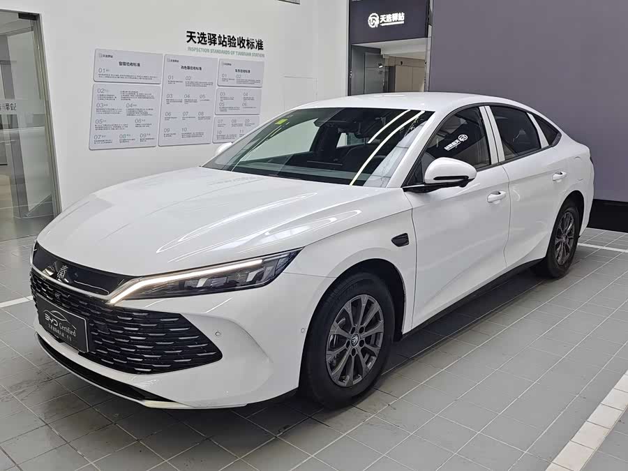 BYD Qin L 2025 car image #2