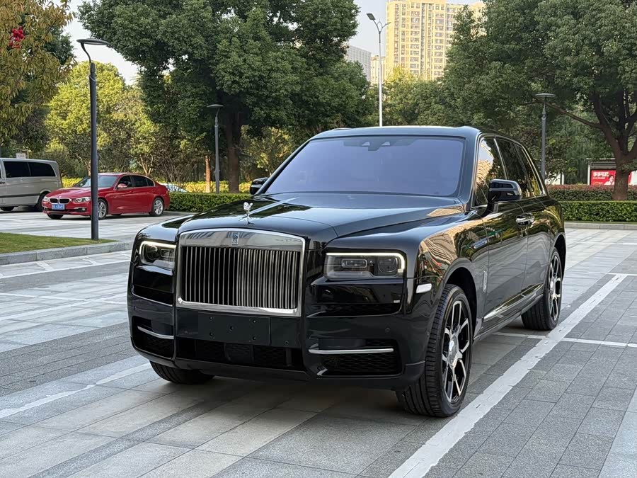 Rolls-Royce Cullinan 2023 car image #2
