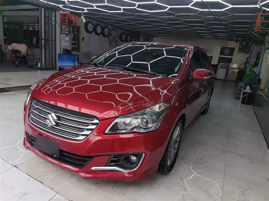 Suzuki Ciaz 2014 изображение автомобиля #2