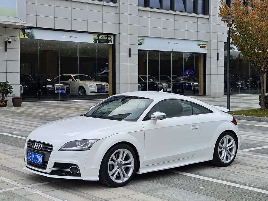 Audi TTS 2012 #2 Audi TTS 2012 car image #2