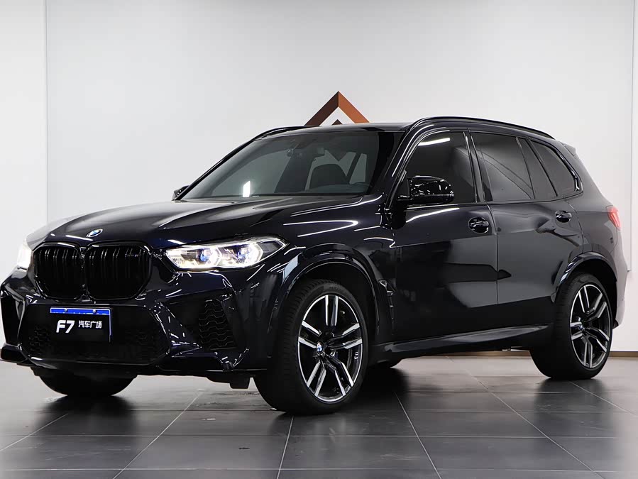 BMW X5 M 2022 car image #2