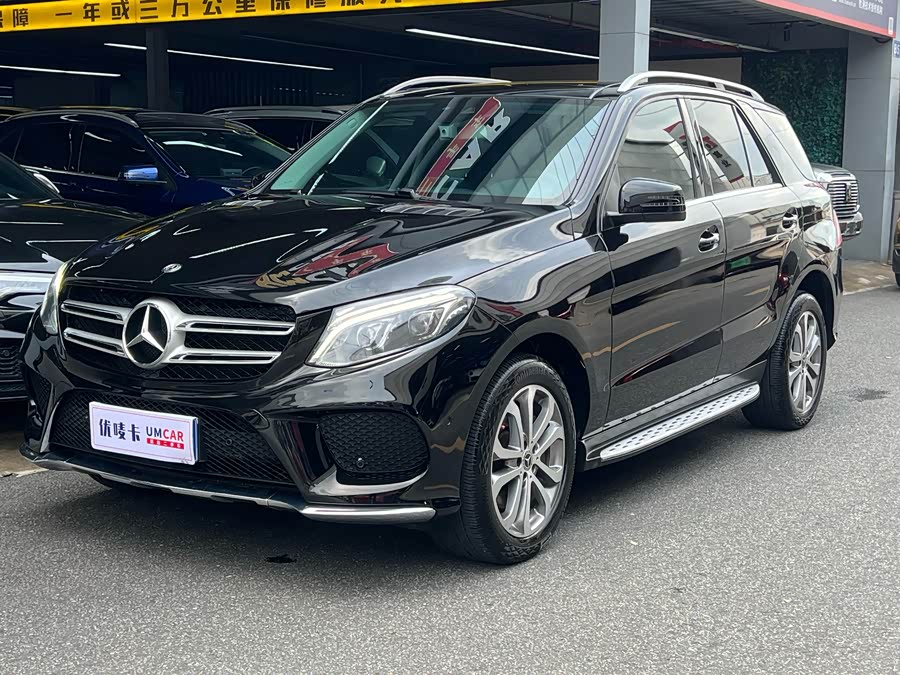 Mercedes-Benz GLE Class 2018 #2 Mercedes-Benz GLE Class 2018 car image #2