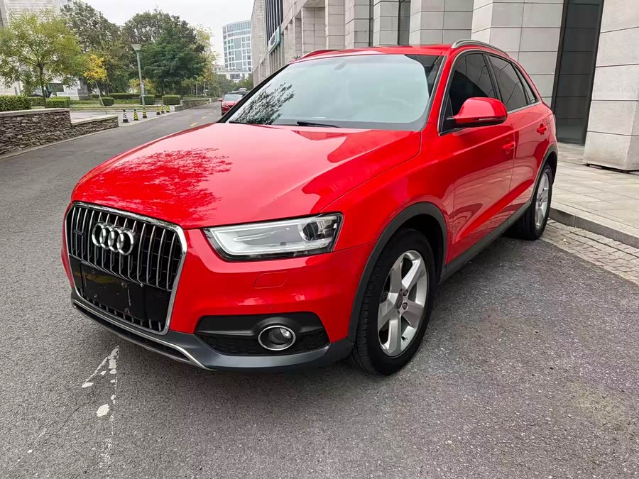 Audi Q3 (Imported) 2014 car image #2
