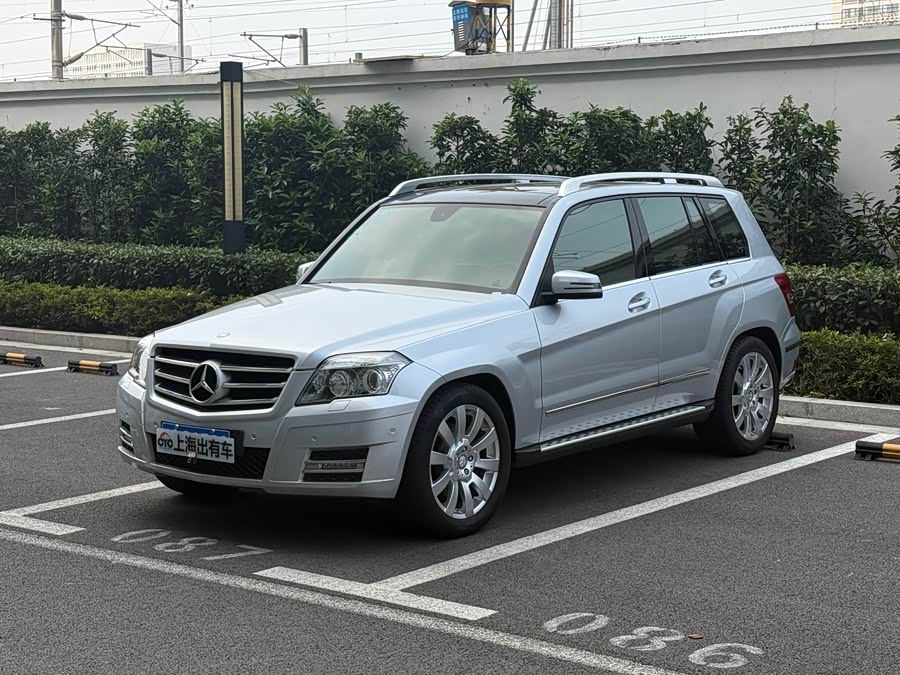Mercedes-Benz GLK Class (Imported) 2010 car image #2