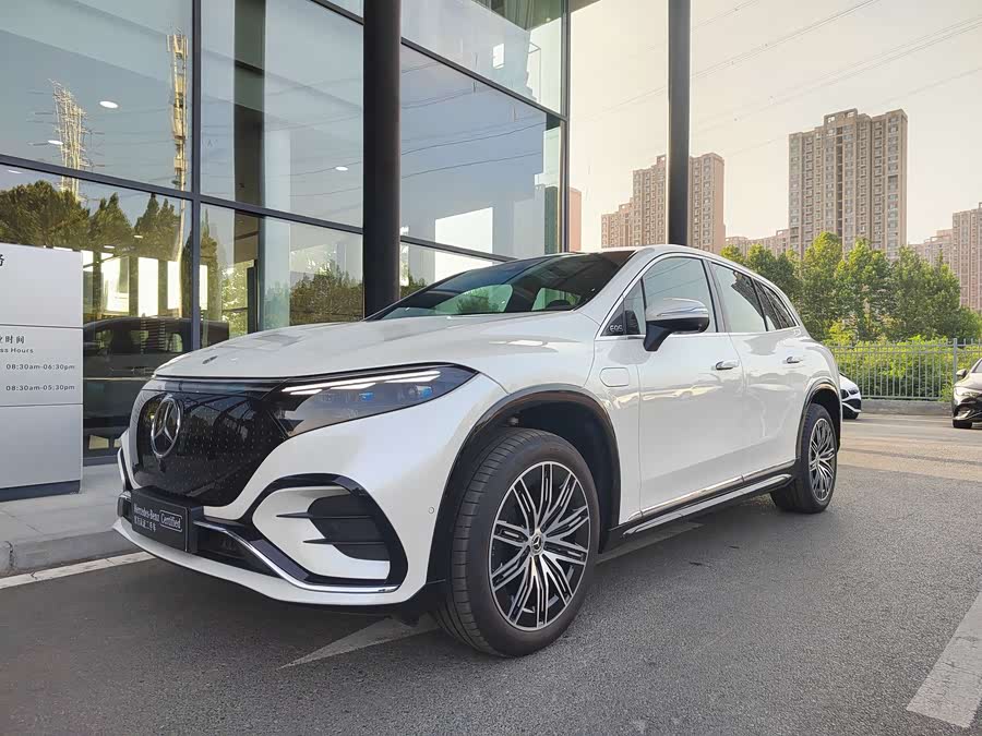 Mercedes-Benz EQS SUV 2025 #2 Mercedes-Benz EQS SUV 2025 car image #2