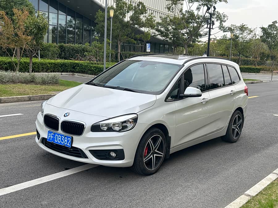 BMW 2 Series Gran Tourer 2015 car image #2