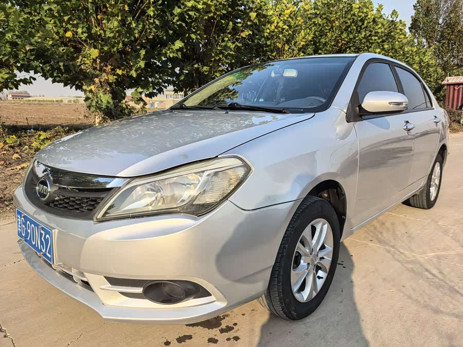 BYD F3 2017 car image #2