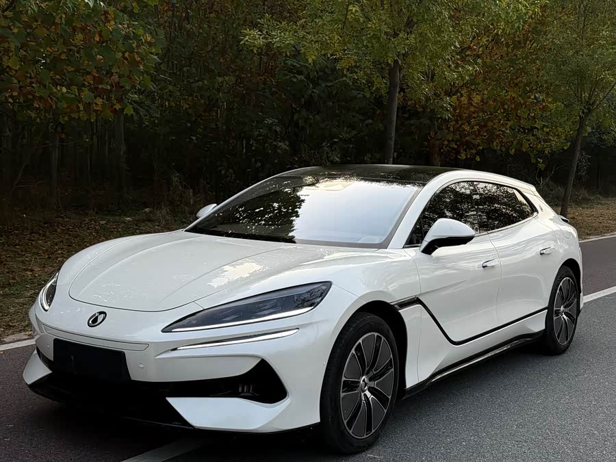 Denza Z9GT 2024 immagine di auto #2