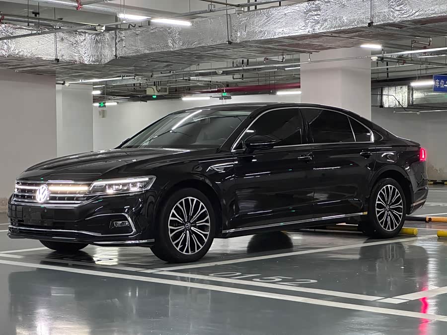 Volkswagen Phideon 2022 immagine di auto #2